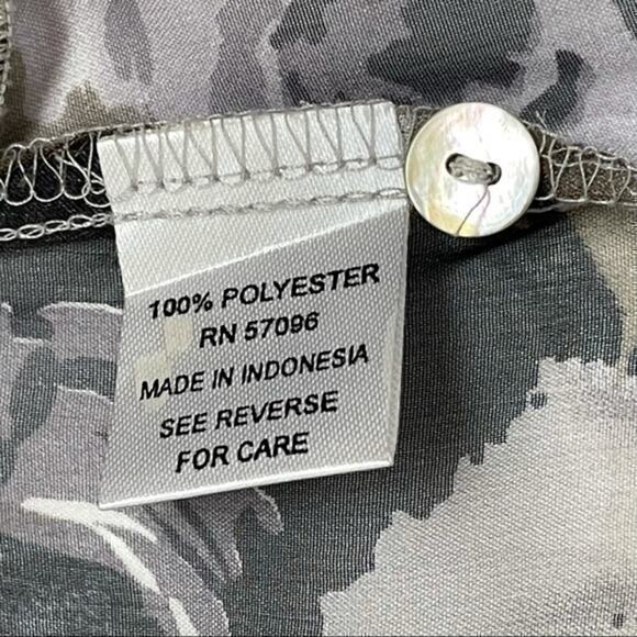 Nicola Sheer Black Gray White Floral Ruffled Party Event Jacket NWOT Size S - Picture 9 of 11